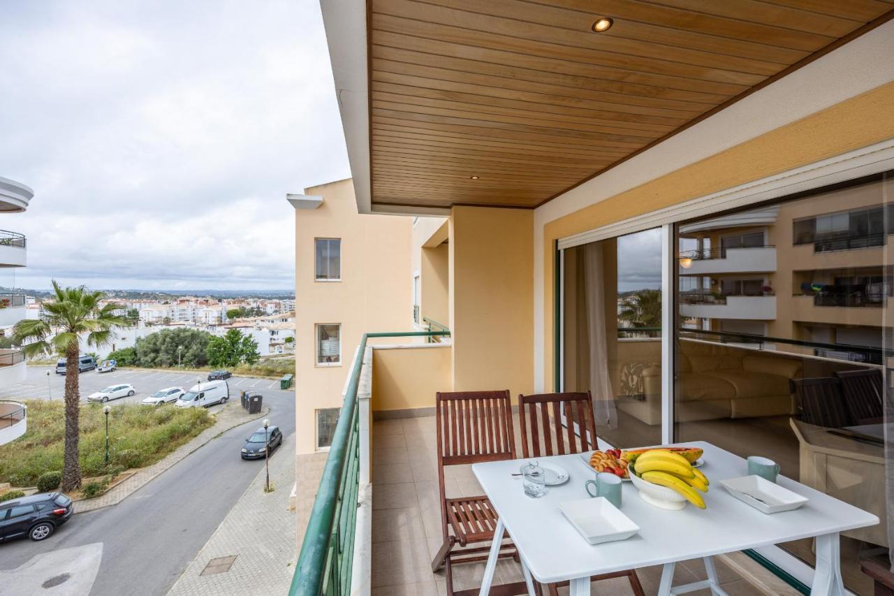 Uptown Lovers Apartment By Seewest Lagos Exterior foto