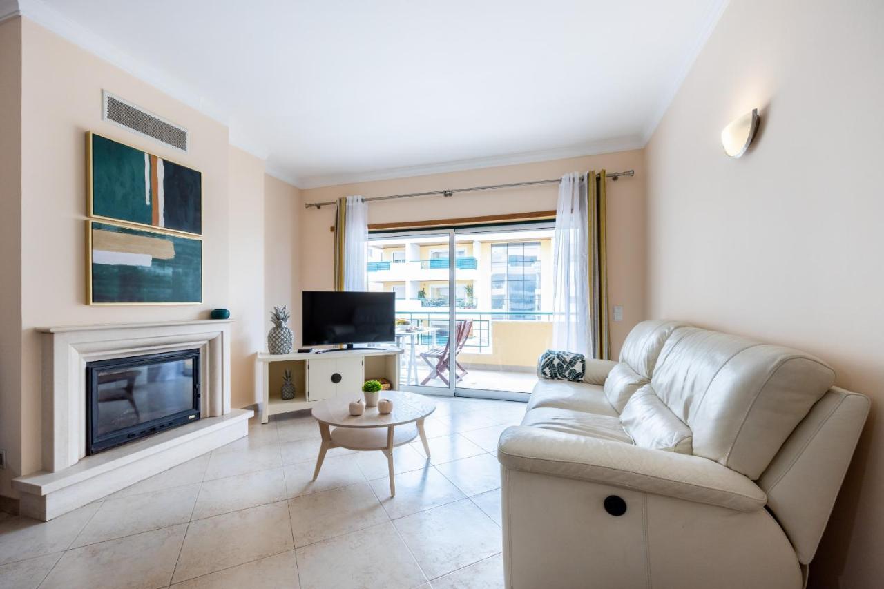 Uptown Lovers Apartment By Seewest Lagos Exterior foto